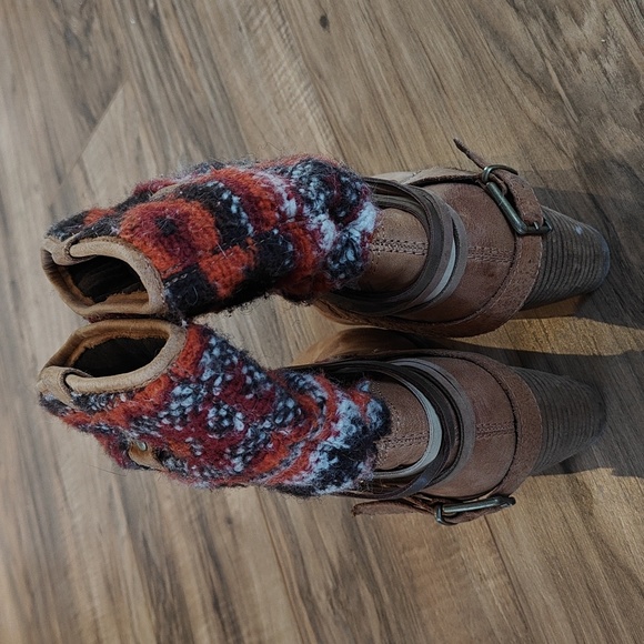 EUC Steve Madden Tolteca Booties - Picture 4 of 10